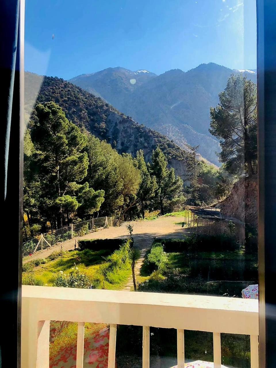 Atlas Tigmi Ourika Bagian luar foto